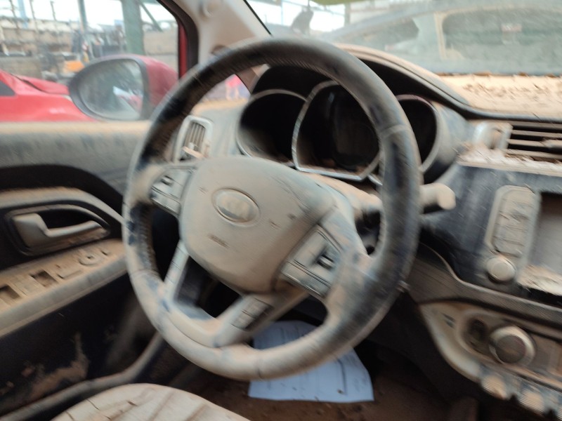 Recambio de volante para kia rio iii (ub) 1.2 cvvt referencia OEM IAM   