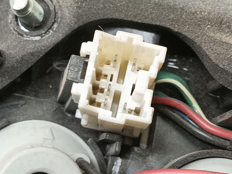 Recambio de piloto trasero izquierdo para mitsubishi colt v (cj_, cp_) 1600 (cj4a) referencia OEM IAM   