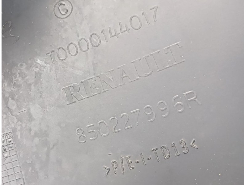 Recambio de paragolpes trasero para dacia sandero ii 1.2 referencia OEM IAM 850102131R 850227996R 