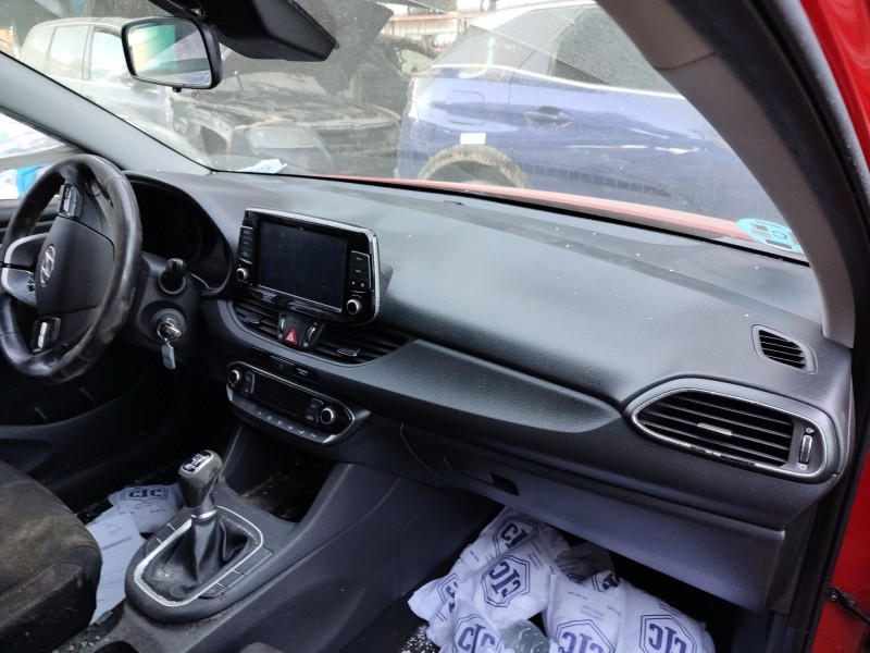 Recambio de salpicadero para hyundai i30 (pde, pd, pden) 1.0 t-gdi referencia OEM IAM   