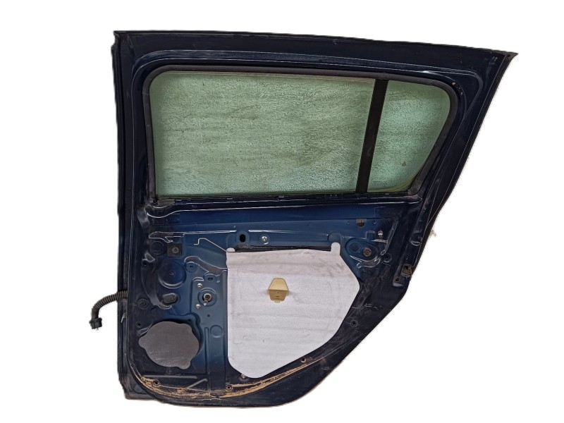 Recambio de puerta trasera derecha para dacia sandero ii 1.2 referencia OEM IAM 821002434R  