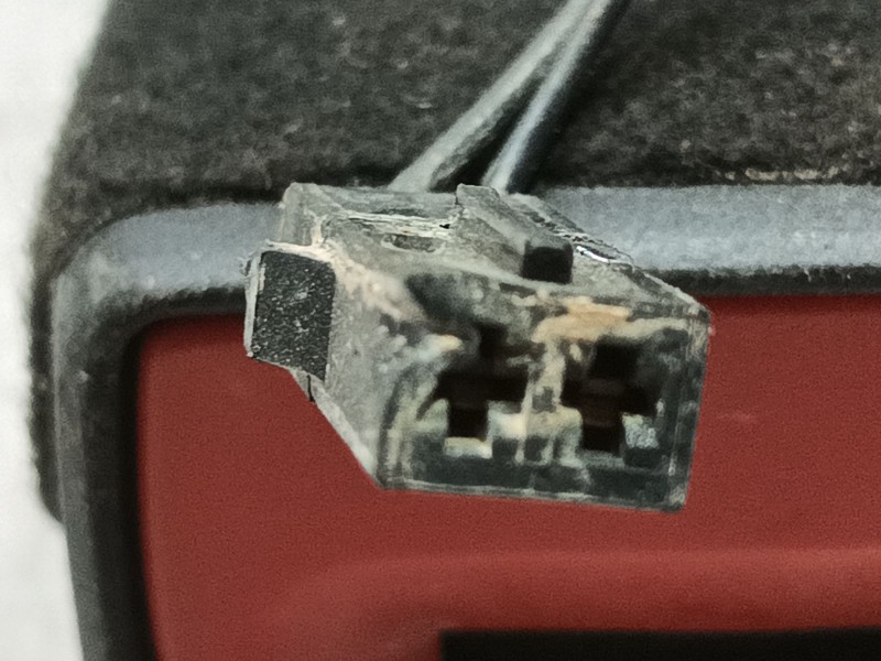 Recambio de enganche cinturon delantero izquierdo para seat ateca (kh7, khp) 1.5 tsi referencia OEM IAM 5NA857756AMNB  