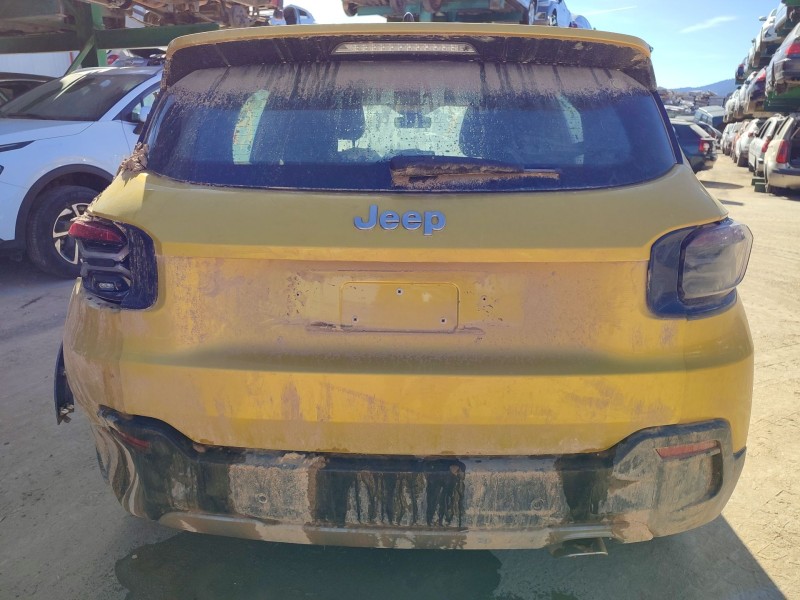 jeep avenger (j2) del año 2024