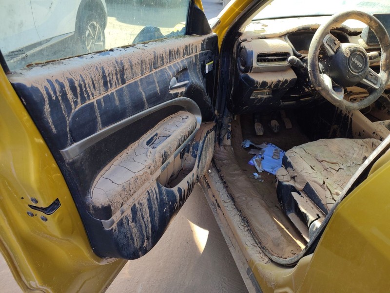 jeep avenger (j2) del año 2024