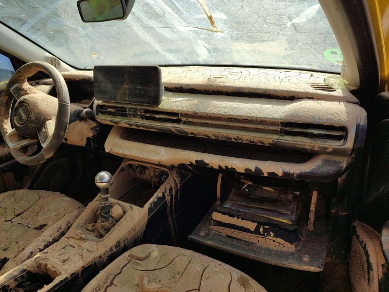 jeep avenger (j2) del año 2024