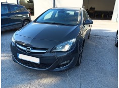 OPEL ASTRA J SEDÁN