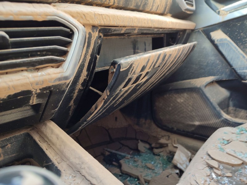 Recambio de guantera para seat leon (kl1, klg) 1.5 tsi referencia OEM IAM   