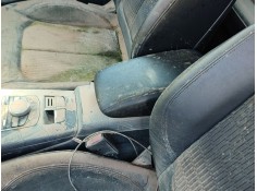 Recambio de apoyabrazos central para audi a3 (8v1, 8vk) 1.4 tfsi referencia OEM IAM   