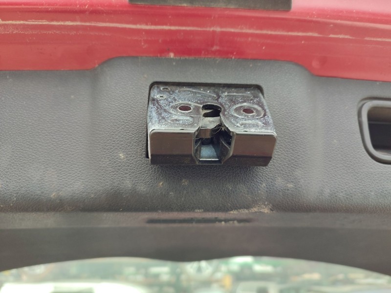 Recambio de cerradura maletero / porton para kia niro i (de) 1.6 gdi hybrid referencia OEM IAM   