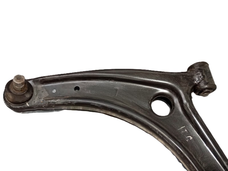 Recambio de brazo suspension inferior delantero izquierdo para mitsubishi asx (ga_w_) 1.6 mivec (ga1w) referencia OEM IAM   