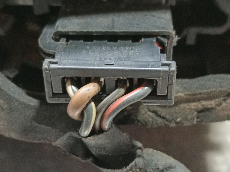 Recambio de piloto trasero derecho para seat ibiza iii (6l1) 1.9 tdi referencia OEM IAM   