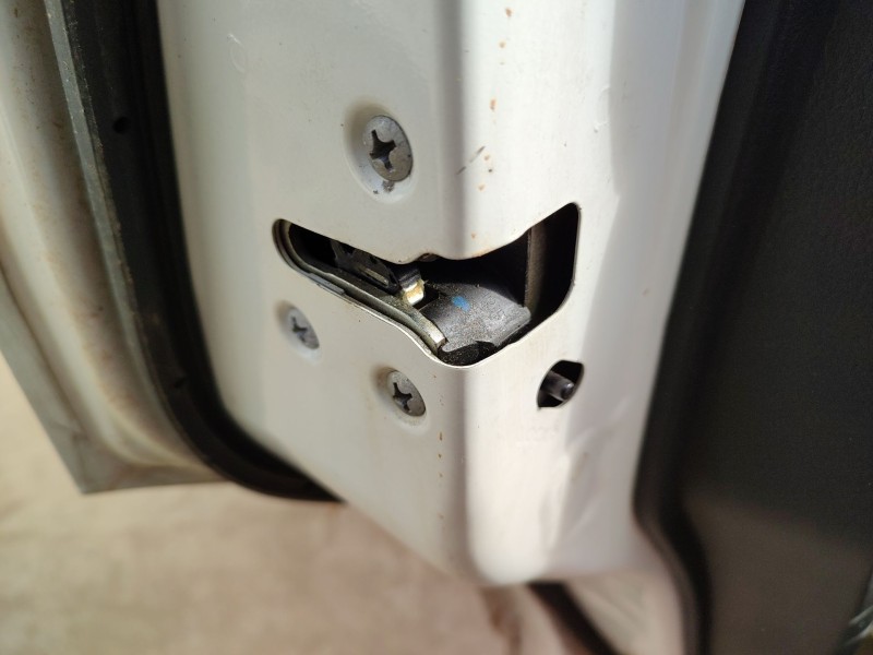 Recambio de cerradura puerta trasera izquierda para nissan qashqai ii suv (j11, j11_) 1.5 dci referencia OEM IAM   