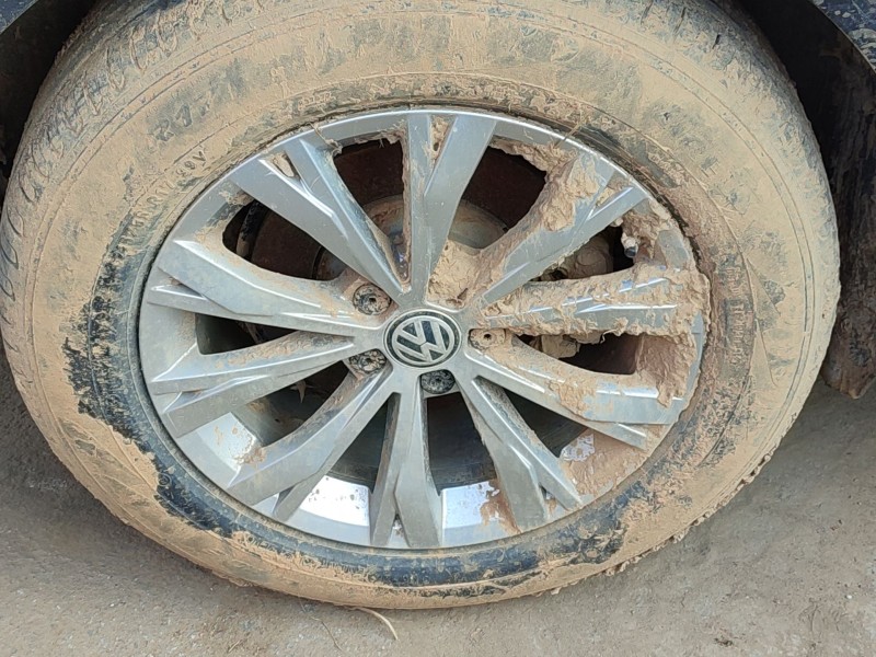 Recambio de llanta para volkswagen tiguan (ad1, ax1) 2.0 tdi referencia OEM IAM 17PULGADAS  