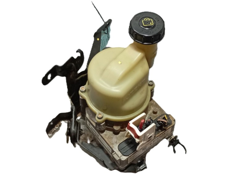 Recambio de bomba direccion para dacia sandero ii 1.2 referencia OEM IAM   