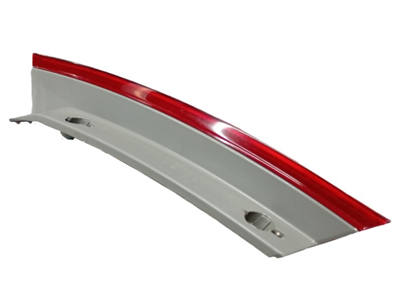 Recambio de piloto trasero derecho interior para kia cee´d sw (ed) 1.6 referencia OEM IAM   