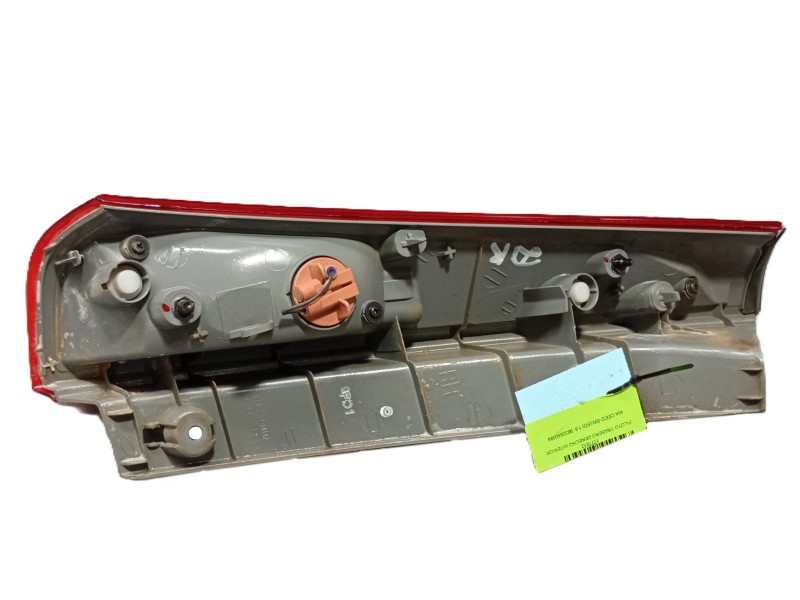 Recambio de piloto trasero derecho interior para kia cee´d sw (ed) 1.6 referencia OEM IAM   