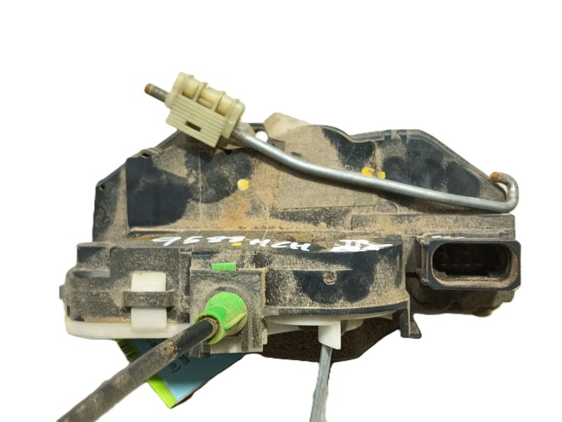 Recambio de cerradura puerta trasera derecha para opel insignia a sports tourer (g09) 2.0 cdti (35) referencia OEM IAM 13579566 