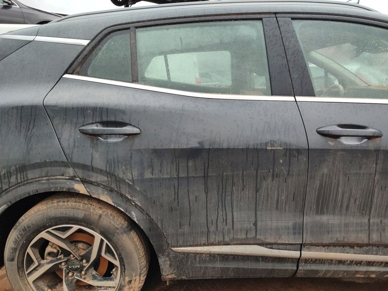 Recambio de puerta trasera derecha para kia sportage v (nq5) 1.6 t-gdi referencia OEM IAM   