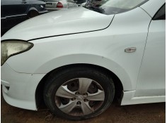 Recambio de aleta delantera izquierda para hyundai i30 (fd) 1.6 crdi referencia OEM IAM   