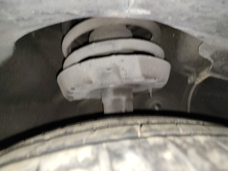 Recambio de amortiguador delantero derecho para hyundai i30 (fd) 1.6 crdi referencia OEM IAM   