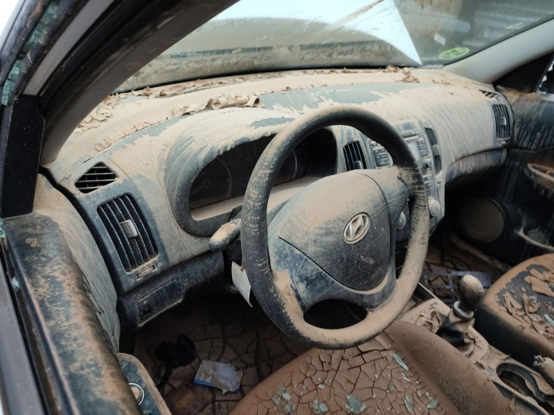 Recambio de salpicadero para hyundai i30 (fd) 1.6 crdi referencia OEM IAM   