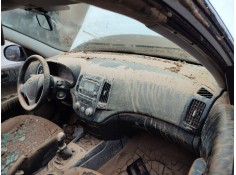 Recambio de salpicadero para hyundai i30 (fd) 1.6 crdi referencia OEM IAM    2