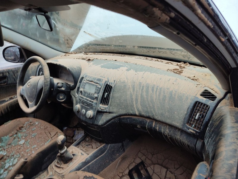 Recambio de salpicadero para hyundai i30 (fd) 1.6 crdi referencia OEM IAM   