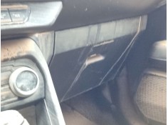 Recambio de guantera para dacia sandero iii 1.0 tce 90 referencia OEM IAM    2