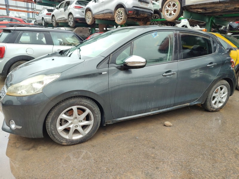 peugeot 208 i (ca_, cc_) del año 2014