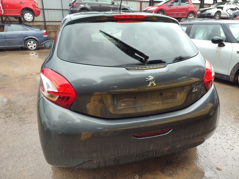 peugeot 208 i (ca_, cc_) del año 2014