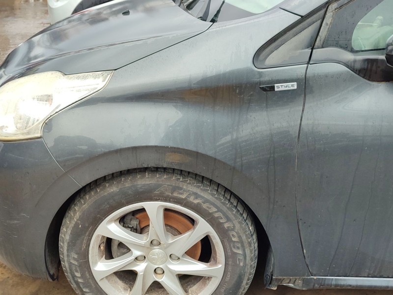 Recambio de aleta delantera izquierda para peugeot 208 i (ca_, cc_) 1.6 hdi referencia OEM IAM   