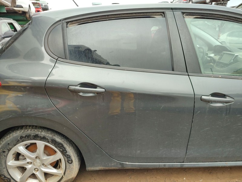 Recambio de puerta trasera derecha para peugeot 208 i (ca_, cc_) 1.6 hdi referencia OEM IAM   