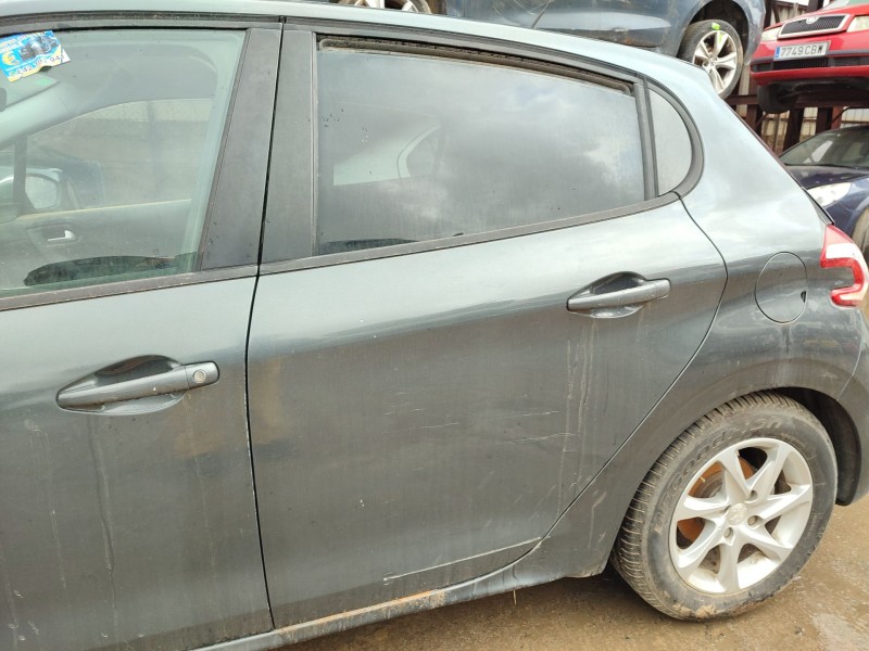 Recambio de puerta trasera izquierda para peugeot 208 i (ca_, cc_) 1.6 hdi referencia OEM IAM   