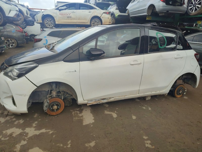 toyota yaris (_p13_) del año 2020