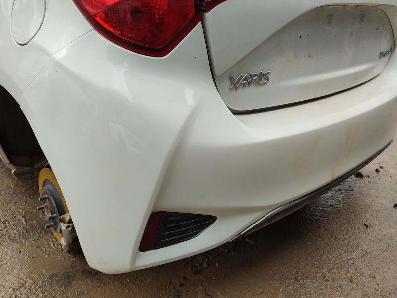Recambio de paragolpes trasero para toyota yaris (_p13_) 1.5 hybrid (nhp130_) referencia OEM IAM   