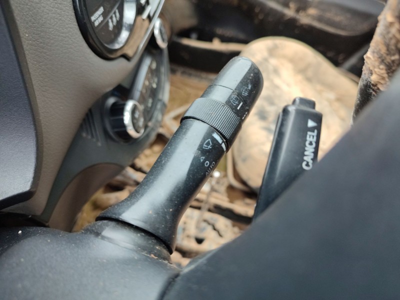 Recambio de mando limpia para toyota yaris (_p13_) 1.5 hybrid (nhp130_) referencia OEM IAM   