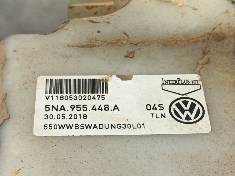 Recambio de deposito limpia para volkswagen tiguan (ad1, ax1) 1.4 tsi referencia OEM IAM   