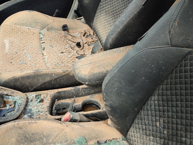 Recambio de apoyabrazos central para toyota yaris (_p21_, _pa1_, _ph1_) 1.5 hybrid (mxph10) referencia OEM IAM   