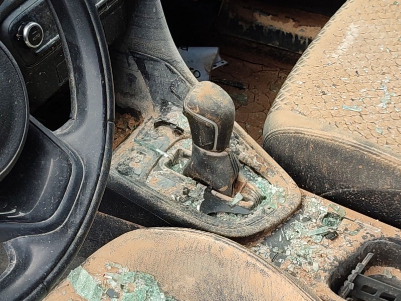 Recambio de pomo palanca cambio para toyota yaris (_p21_, _pa1_, _ph1_) 1.5 hybrid (mxph10) referencia OEM IAM   