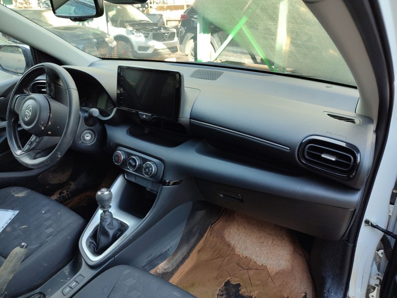 toyota yaris (_p21_, _pa1_, _ph1_) del año 2024