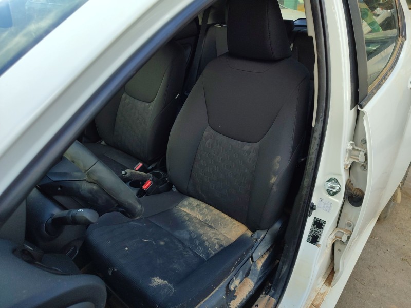 toyota yaris (_p21_, _pa1_, _ph1_) del año 2024