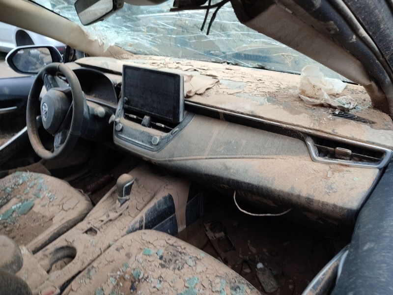 toyota corolla sedán (_e21_) del año 2023