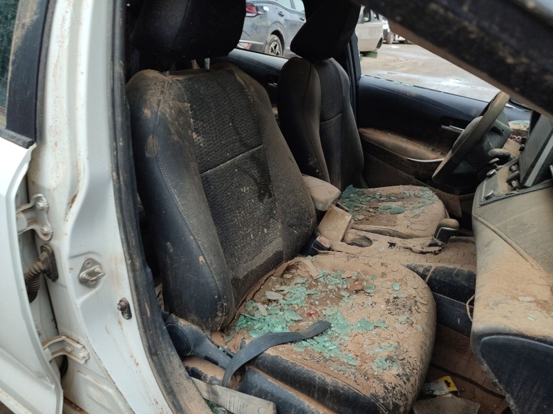 toyota corolla sedán (_e21_) del año 2023