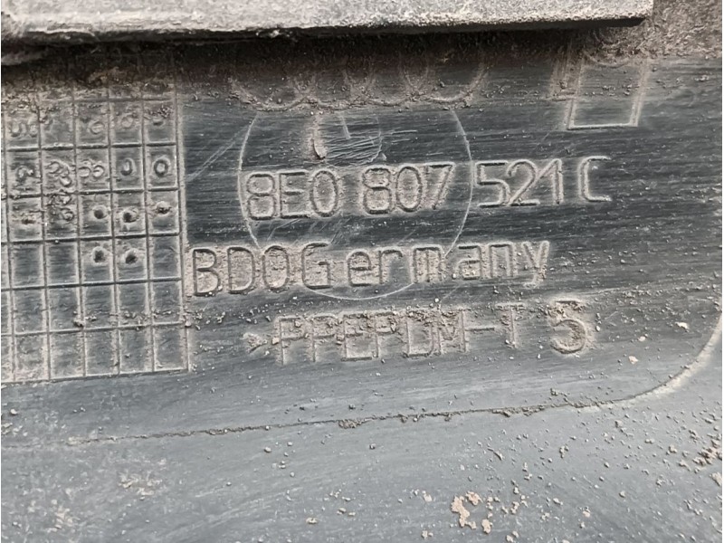 Recambio de paragolpes trasero para audi a4 b7 avant (8ed) 2.0 tdi referencia OEM IAM 8E9807303AGRU  