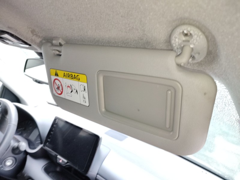 Recambio de parasol derecho para toyota yaris (_p21_, _pa1_, _ph1_) 1.5 (mxpa11) referencia OEM IAM   