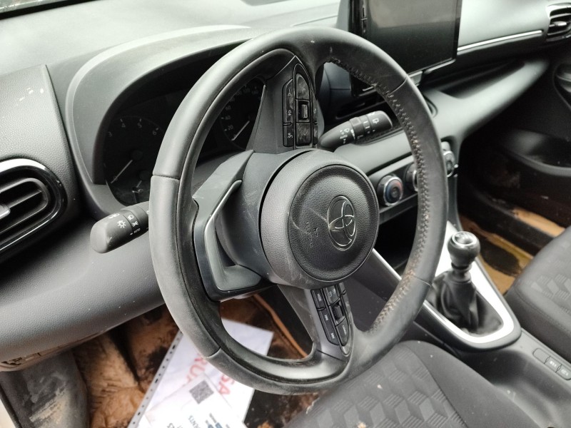 Recambio de volante para toyota yaris (_p21_, _pa1_, _ph1_) 1.5 (mxpa11) referencia OEM IAM   