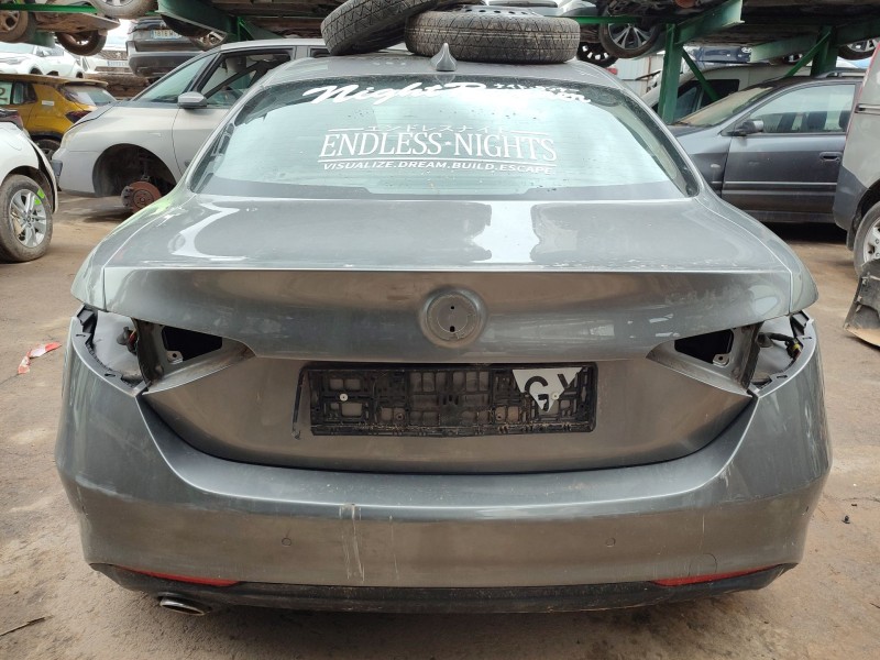 alfa romeo giulia (952_) del año 2018