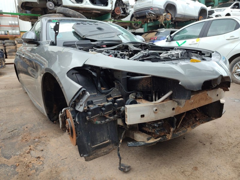 alfa romeo giulia (952_) del año 2018