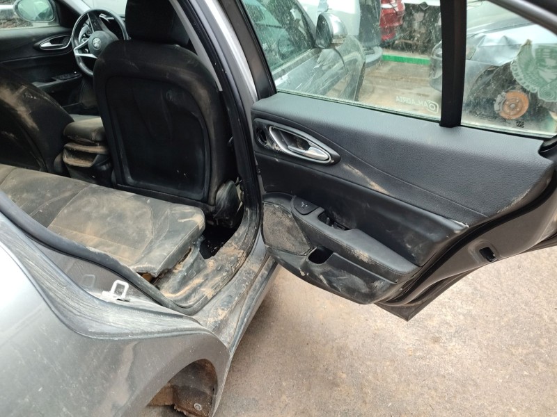 alfa romeo giulia (952_) del año 2018