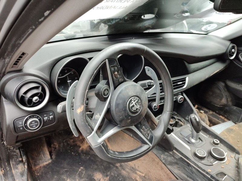 alfa romeo giulia (952_) del año 2018